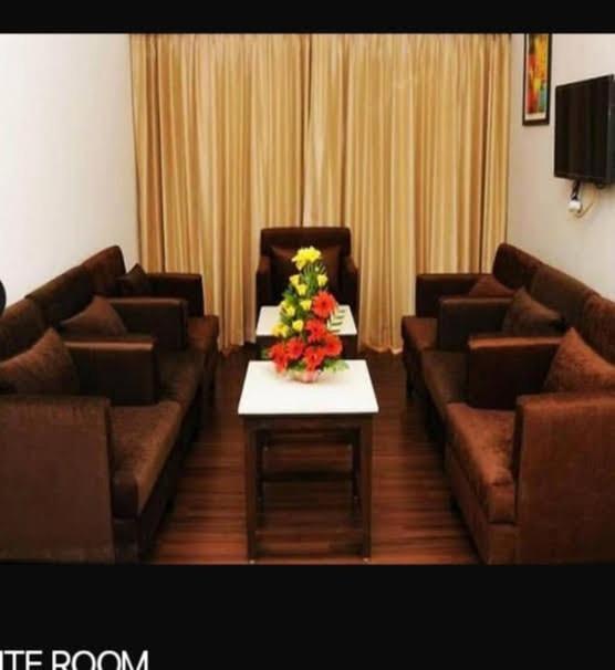 Hotel-S-Park Khammam Ngoại thất bức ảnh