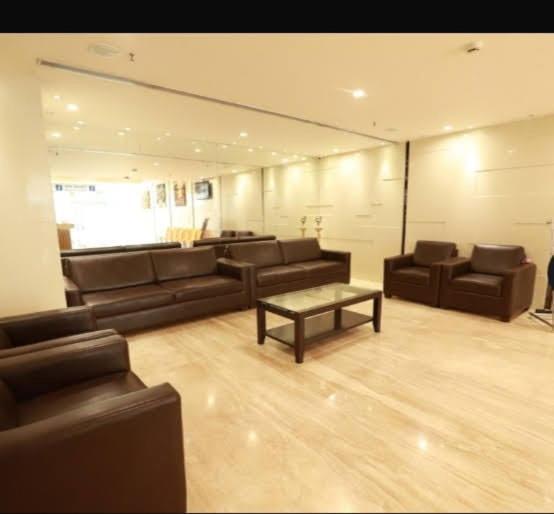 Hotel-S-Park Khammam Ngoại thất bức ảnh