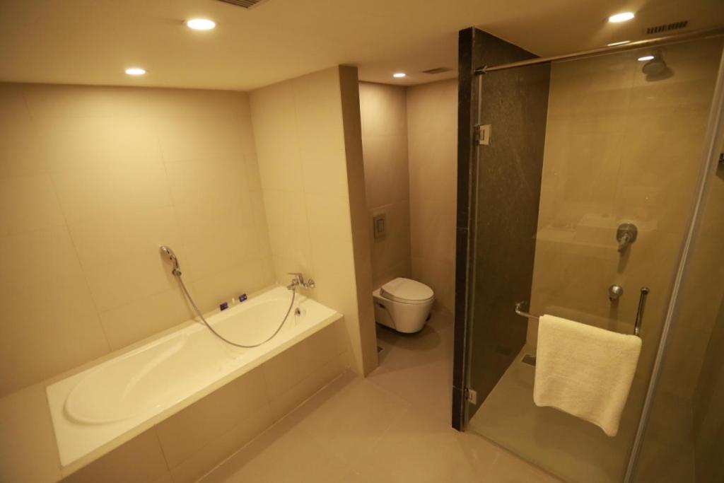 Hotel-S-Park Khammam Ngoại thất bức ảnh
